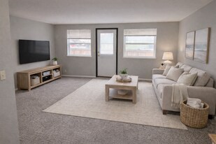 3402 W Prasch Ave in Yakima, WA - Building Photo