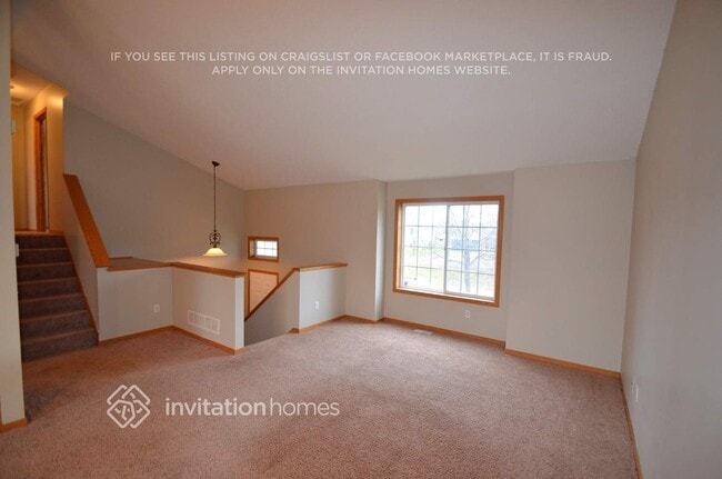 1211 Spruce St in Farmington, MN - Building Photo - Building Photo