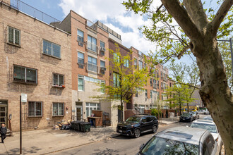 165 Skillman St in Brooklyn, NY - Building Photo - Building Photo