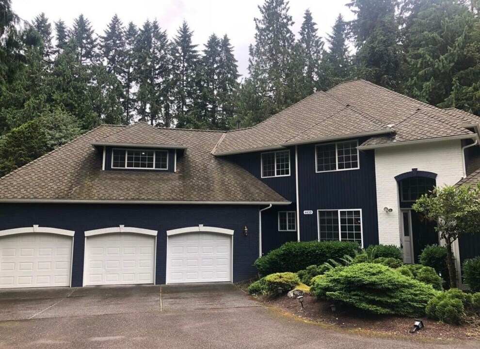 4439 140th Ave NE in Bellevue, WA - Building Photo