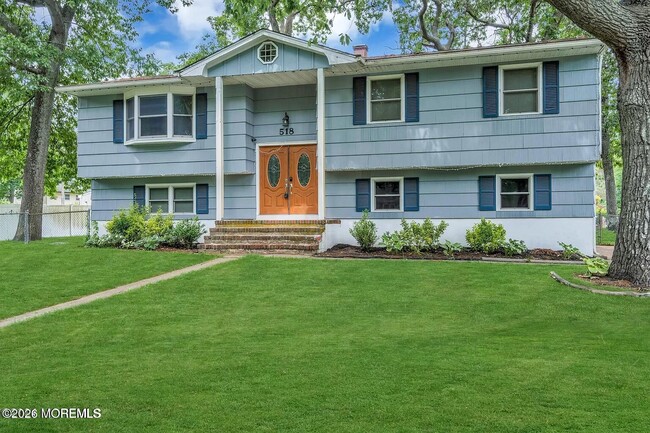 518 River Dr in Toms River, NJ - Building Photo - Building Photo
