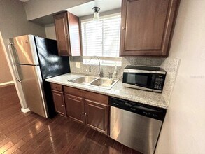 3805 Cortez Cir in Tampa, FL - Building Photo - Building Photo