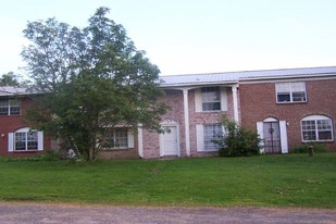 3341 Moose River Rd Apartamentos