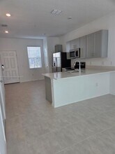 3013 Skyline Lp in Kissimmee, FL - Building Photo - Building Photo