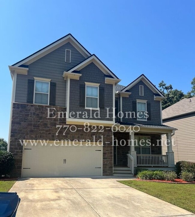 property at 786 Westmoreland Ln NE
