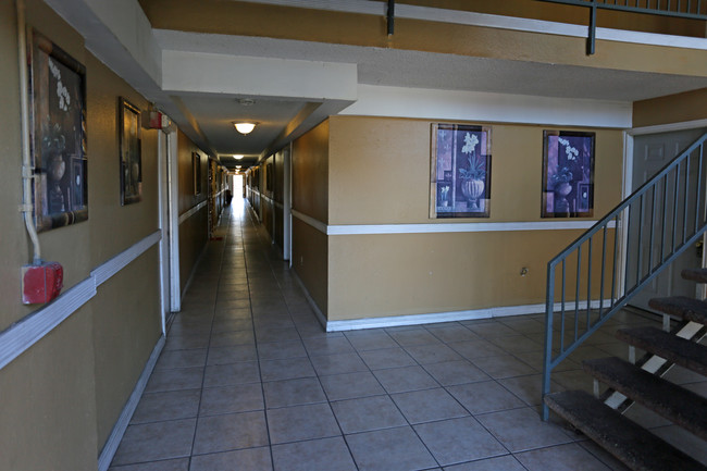 Hyde Park Apartments in San Bernardino, CA - Building Photo - Building Photo