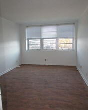 West End Park in Nashville, TN - Building Photo - Building Photo