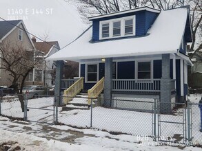 1140 E 144th St in Cleveland, OH - Building Photo - Building Photo