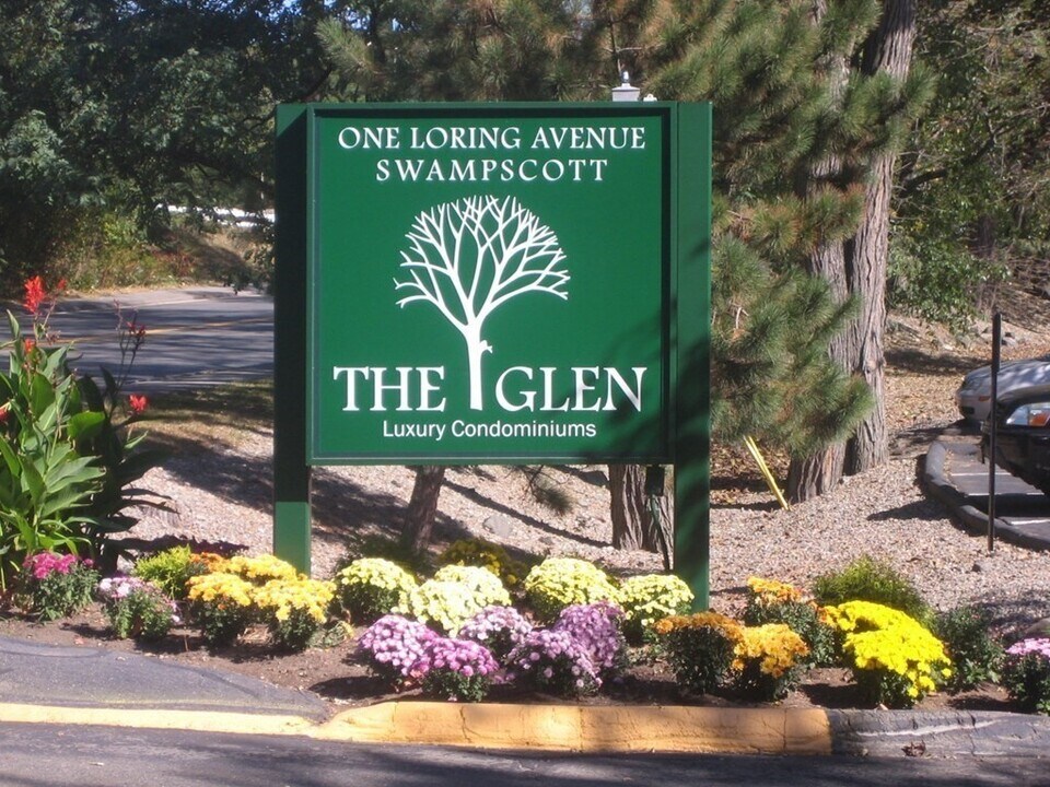 1 Loring Ave in Swampscott, MA - Building Photo