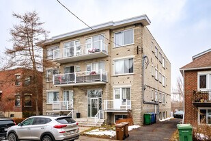 115 Rosewood Rue in Lachine, QC - Building Photo