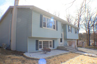 2 Quail Ln in Goshen, NY - Building Photo - Building Photo