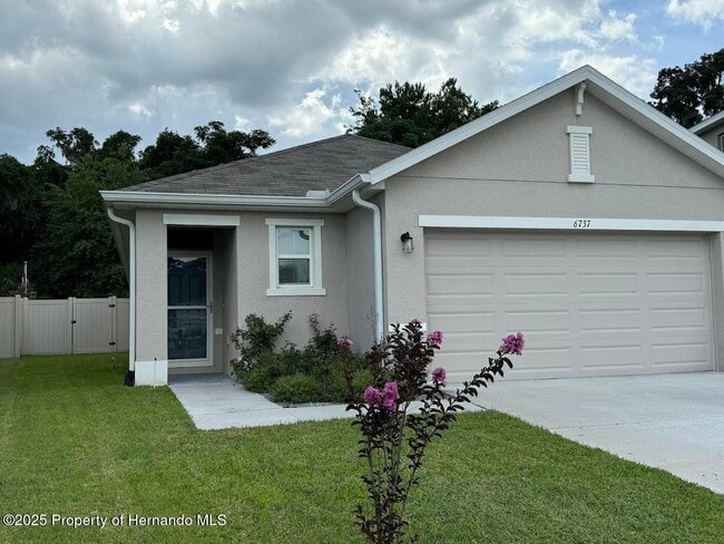 property at 6737 Longboat Dr