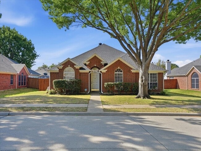 property at 1316 Pelham Ln