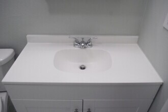 2110 Seaman Rd in Tampa, FL - Building Photo - Building Photo