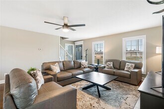 5307 S Bellview Rd in Rogers, AR - Building Photo - Building Photo