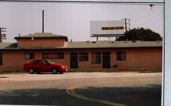 10833 S Central Ave in Ontario, CA - Building Photo