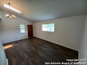 1523 Lorelei Ln in New Braunfels, TX - Building Photo - Building Photo