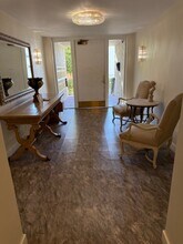 434 S Canon Dr in Beverly Hills, CA - Foto de edificio - Building Photo