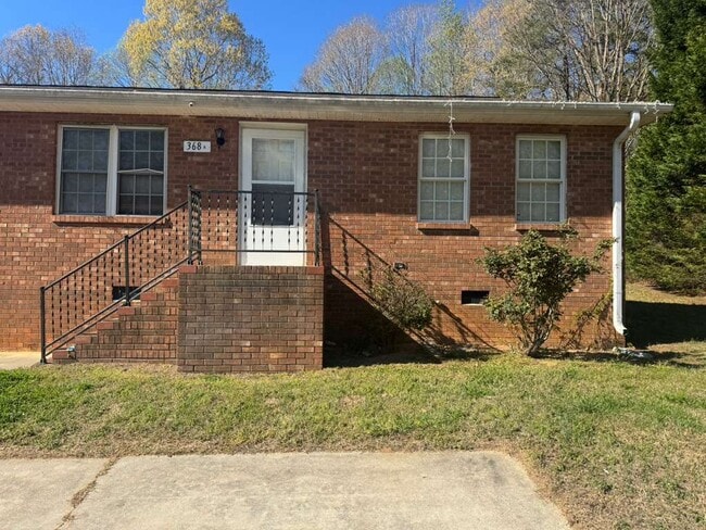 368 Reedy Fork Dr in Lexington, NC - Building Photo - Building Photo