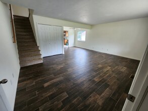 753 Akron Blvd, Unit 753 in Kent, OH - Foto de edificio - Building Photo
