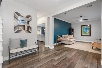 1022 Walker School Rd in Sugar Land, TX - Building Photo - Building Photo