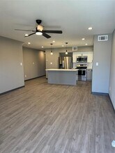7904 Sexton St, Unit 2 in Houston, TX - Building Photo - Building Photo