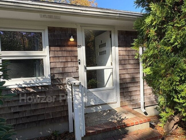 property at 20 Ellis Dr