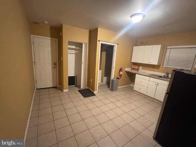 410 Barbadoes St in Norristown, PA - Building Photo - Building Photo