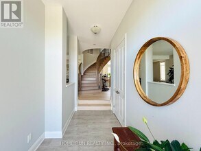 392 Serenade Cres in Ottawa, ON - Building Photo - Building Photo