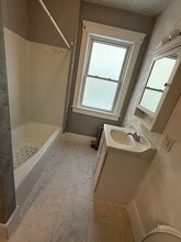 29 Brown St, Unit 1 in Methuen, MA - Building Photo - Building Photo