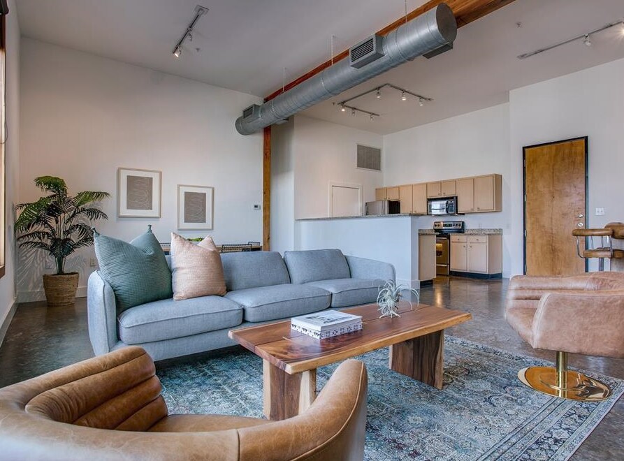 2502 Live Oak St, Unit ID910117 in Dallas, TX - Building Photo