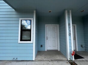 8710 Knox St-Unit -A in Houston, TX - Building Photo - Building Photo