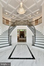 6526 Dearborn Dr in Falls Church, VA - Building Photo - Building Photo