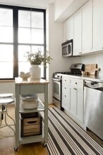 79 Christopher St in New York, NY - Foto de edificio - Building Photo