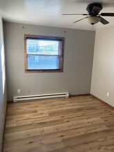 342 Joseph St in Neenah, WI - Foto de edificio - Building Photo