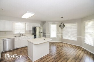 594 Featherwind Cove N in Memphis, TN - Building Photo - Building Photo