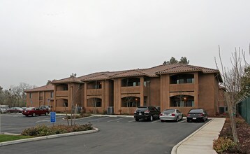 The Villas Luxury Apartments in Marysville, CA - Building Photo - Building Photo