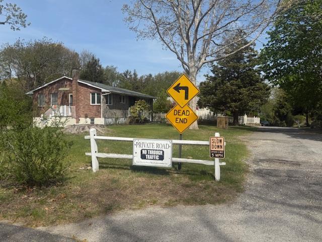4225 Stars Rd in East Marion, NY - Building Photo - Building Photo