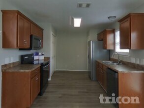 18521 Mammoth Cave Blvd in Pflugerville, TX - Foto de edificio - Building Photo