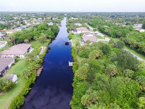 5087 Silver Bell Dr in Port Charlotte, FL - Building Photo - Building Photo