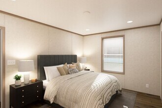 23485 Harned St in Warren, MI - Building Photo - Building Photo