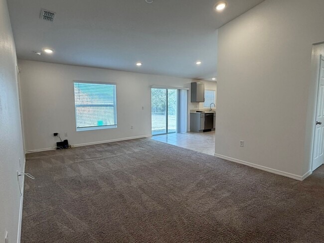 225 Dogfish Ln in Poinciana, FL - Building Photo - Building Photo