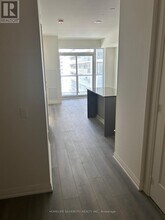 8960-8960 Jane St in Vaughan, ON - Building Photo - Building Photo
