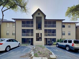 623 Dory Ln in Altamonte Springs, FL - Building Photo