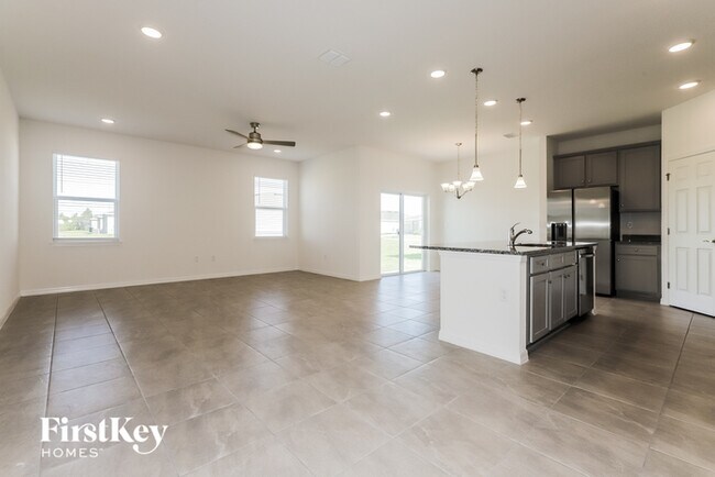 133 Windsor Reserve Dr in Eagle Lake, FL - Building Photo - Building Photo