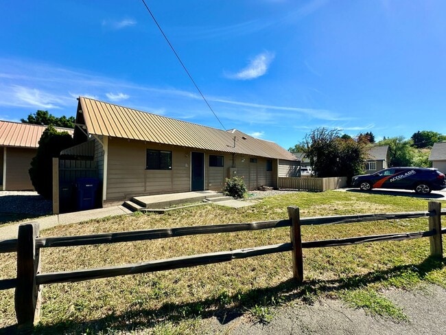 property at 1204 N Brooklane St