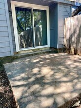 1402 Summer Creek Dr in Austin, TX - Building Photo - Building Photo