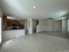 11806 Black Rose in San Antonio, TX - Building Photo - Building Photo