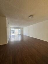 131 N. Orlando Ave Los Angeles, CA 90048 in Los Angeles, CA - Building Photo - Interior Photo