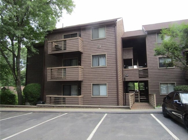 166 Old Brookfield Rd